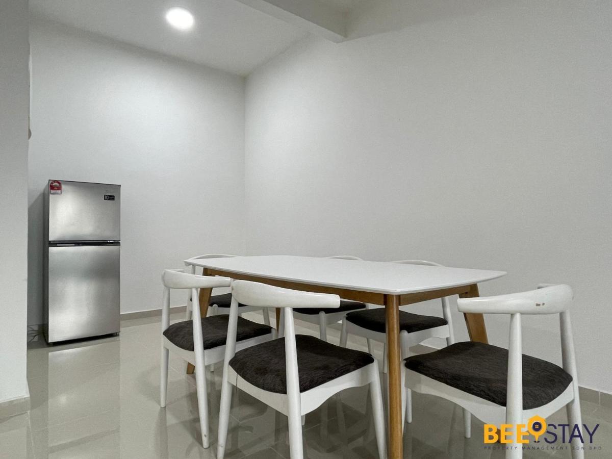 Sks Pavillion Residences By Beestay Management Johor Bahru Exterior photo